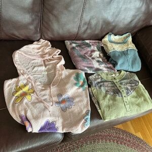 New POL Top Bundle of Four Tops  Various